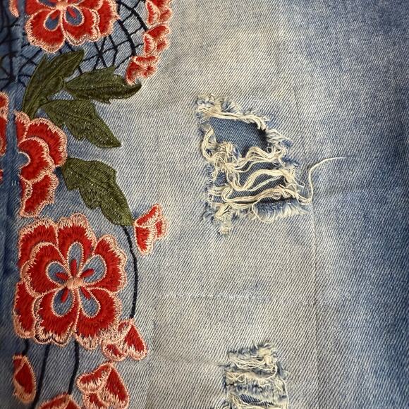 Yonder’s Embroidered Jeans Distressed Size 29 Skinny Floral Whimsygoth **READ**‎ - Picture 13 of 16